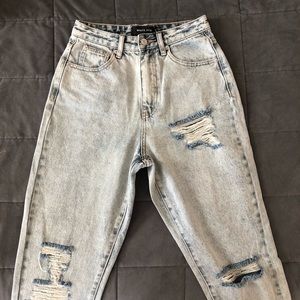 White Fox Boyfriend Jeans